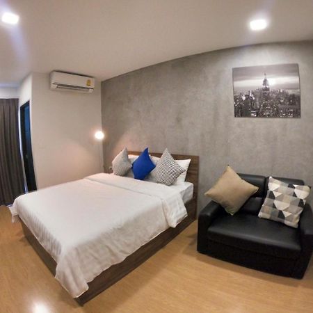 Tata House Aparthotel Bangkok Bagian luar foto